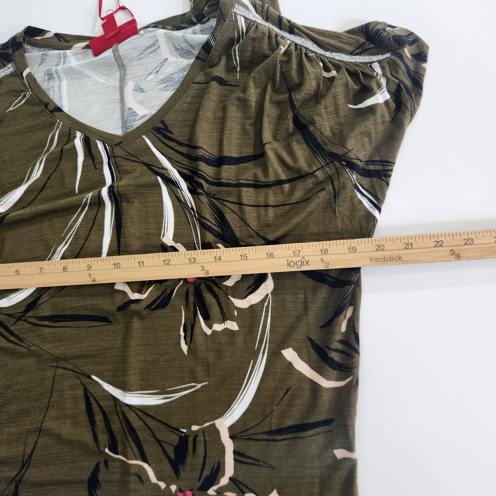 Jennifer Lopez Womens Top Blouse Size XS Long Sleeve Ruched Green NWT 01 - Picture 6 of 10